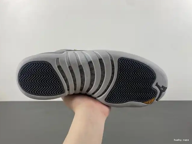 Rep Husky JORDAN 130690-005 RETRO mens GREY
